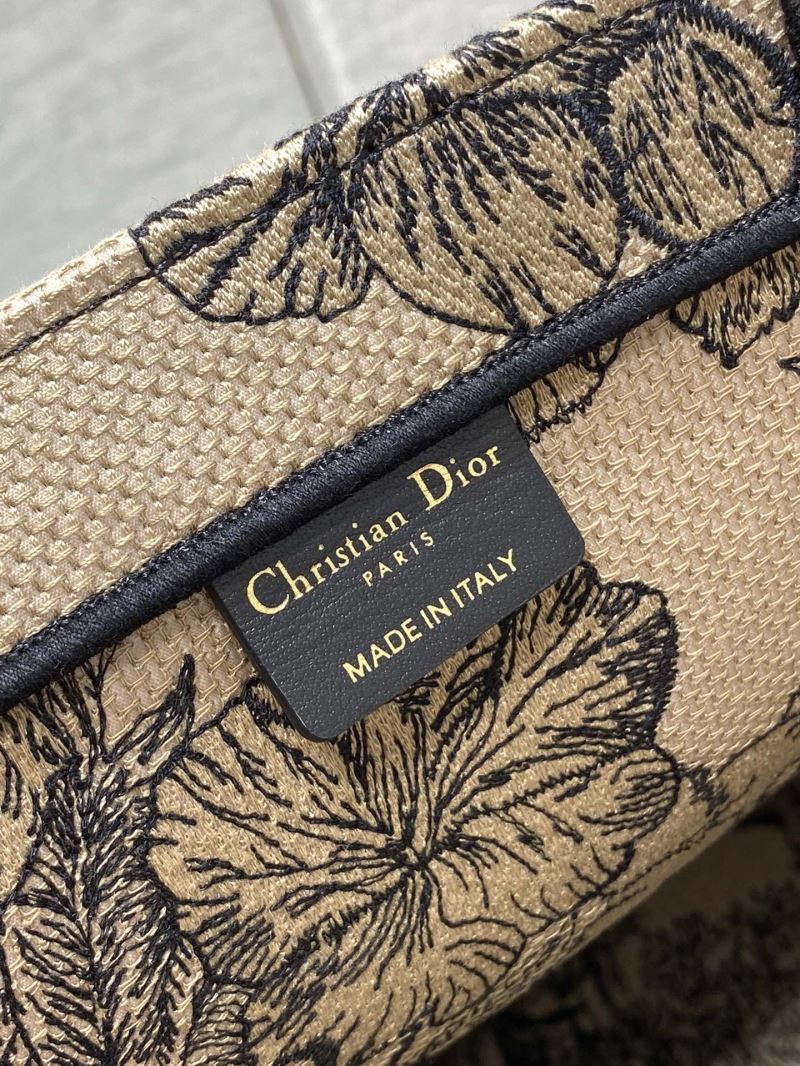 Christian Dior Shopping Bags